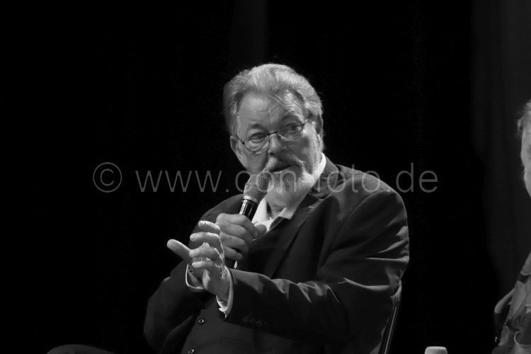 Jonathan Frakes