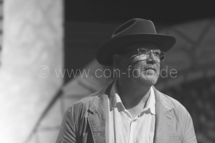 Robert Duncan-McNeill